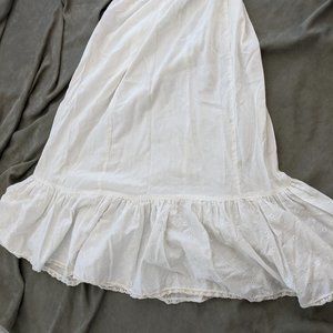 Vintage Petticoat/half slip with Eyelet Lace Trim by Good Things Size Medium